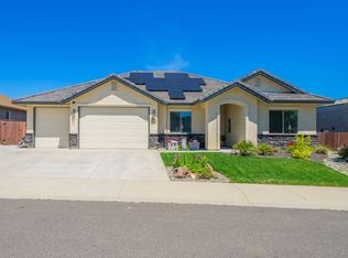 951 Katmai Pl, Redding, CA 96001