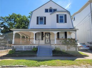 118 Ohio Ave, Providence, RI 02905