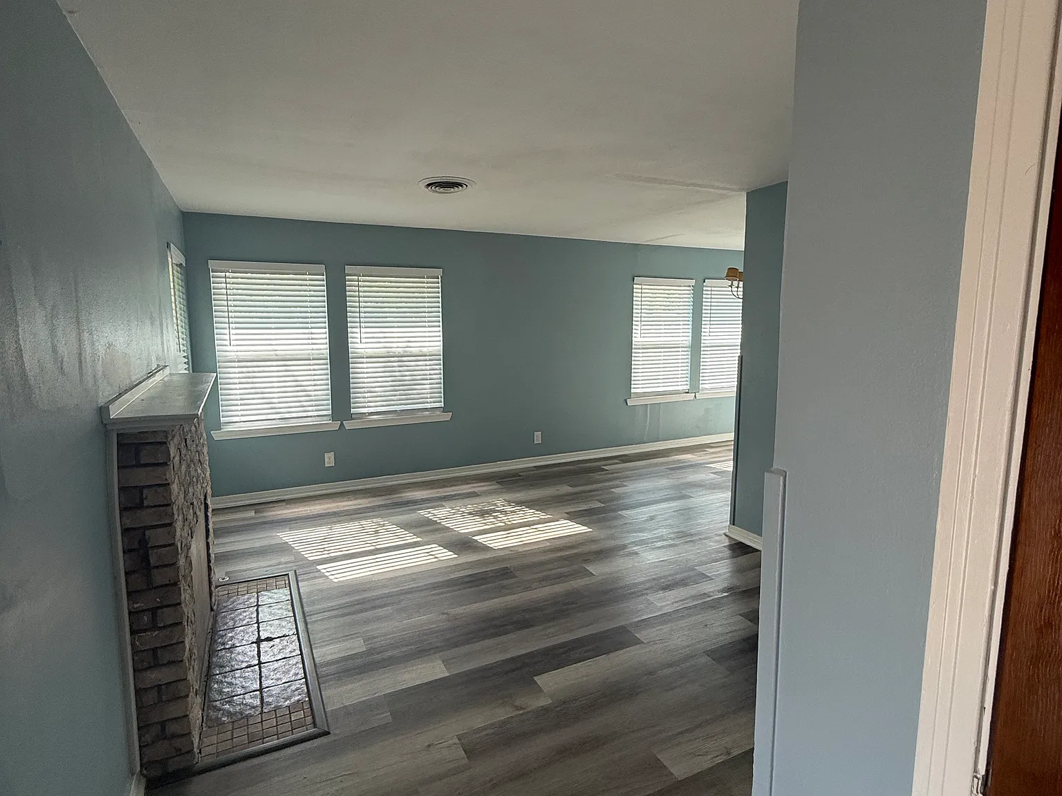 3 bed, 1288 sqft, $1,450 — Photo 4