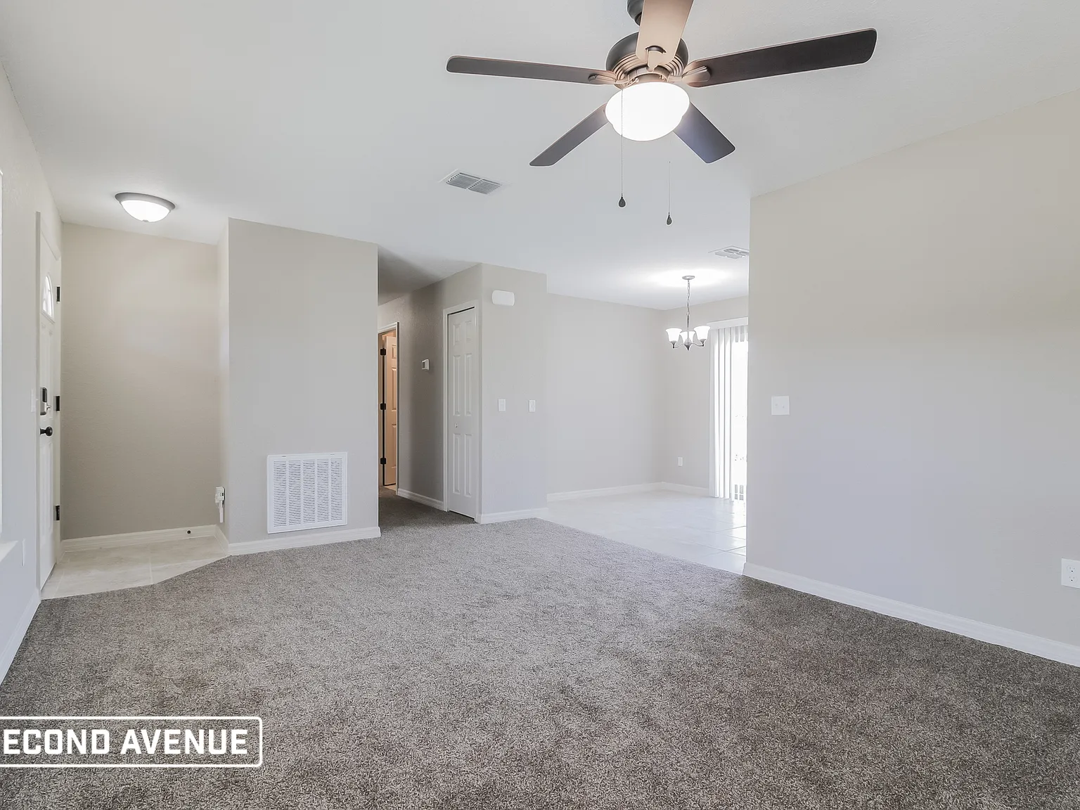 3 bed, 2.0 bath, 1087 sqft, $1,475 — Photo 3