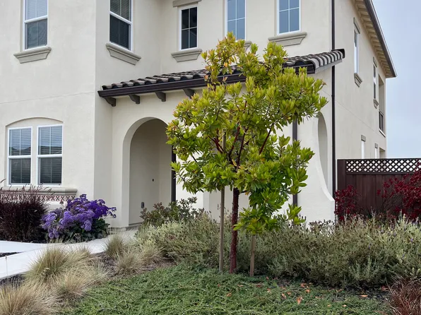 2971 Garnet Way, Marina, CA 93933