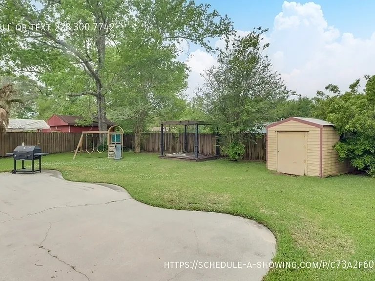 7201 Bienville Dr — Photo 19