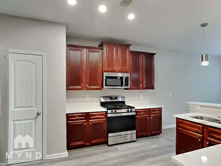 7490 Absinth Dr — Photo 12