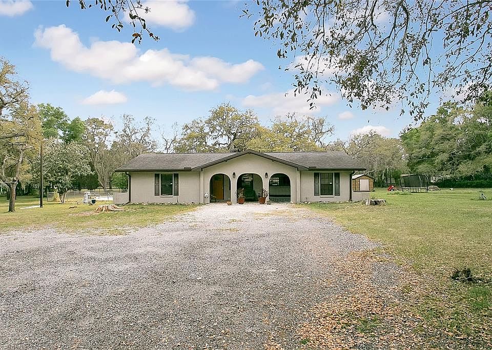 1st image of 3116 E Buck Ct