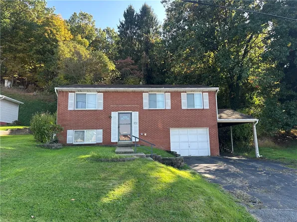3212 Vermont Dr, Lower Burrell, PA 15068