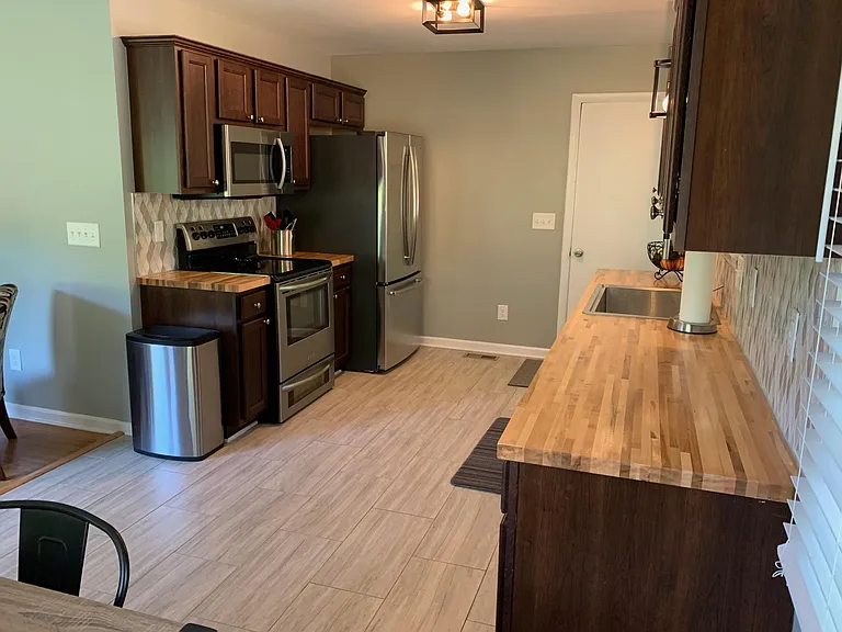 3309 Curtis St — Photo 7