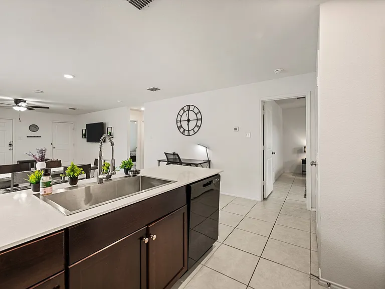 3145 Harper St — Photo 12