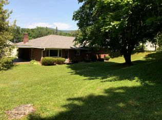 37 East St, Adams, MA 01220