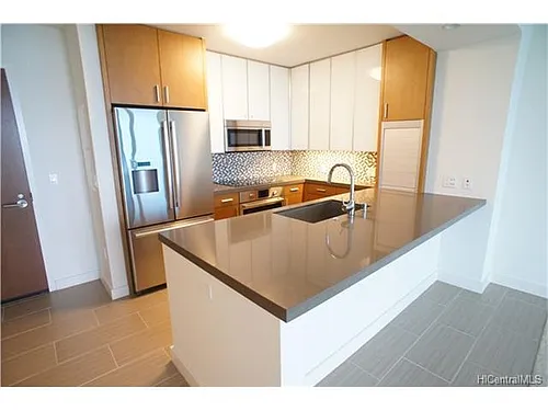 600 Ala Moana Blvd Photo 1