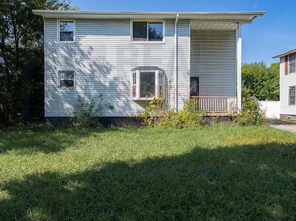 3060 Charles Carr Pl, Cleveland, OH 44104