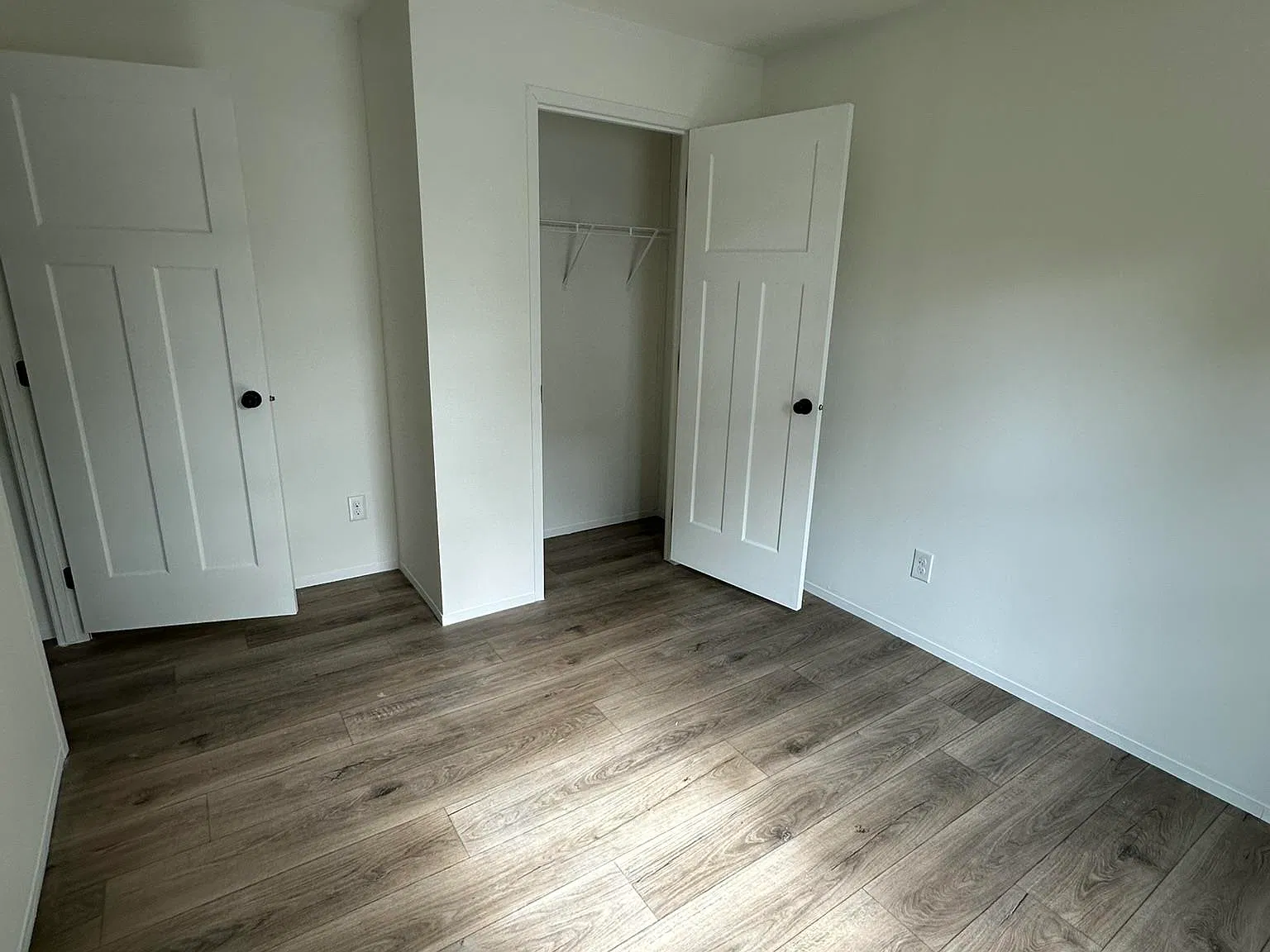411 Donegal Drive — Photo 3