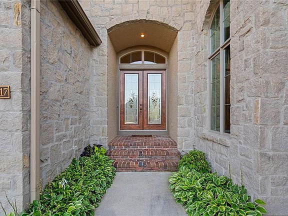 3rd image of 14117 Nicklaus Dr