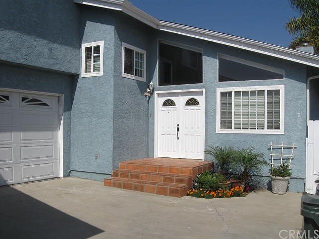 1st image of 2109 Dufour Ave