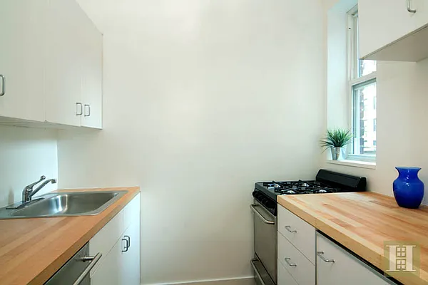 Sold by Halstead Real Estate | media 5