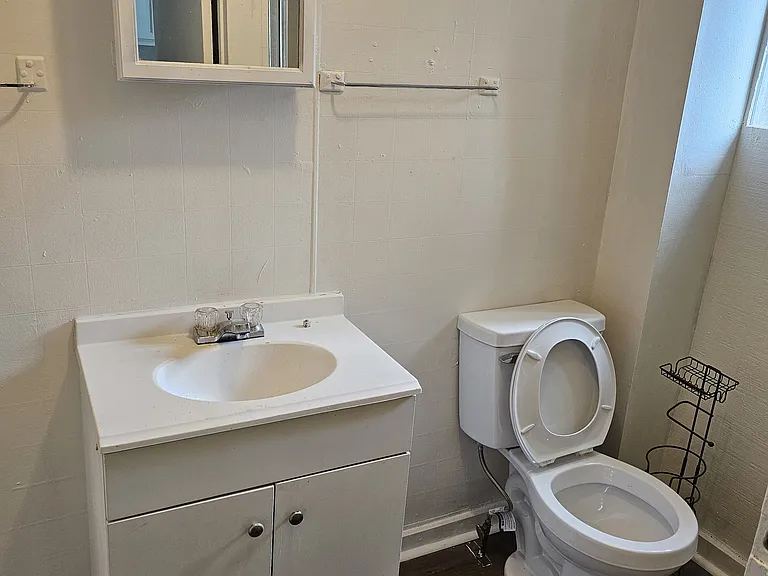 414 Martin Luther King Blvd #2 — Photo 6