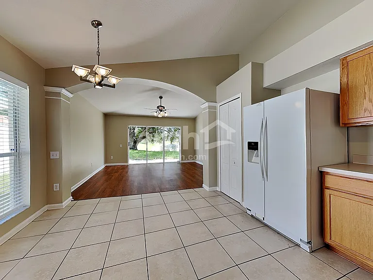 10319 Soaring Eagle Dr — Photo 4