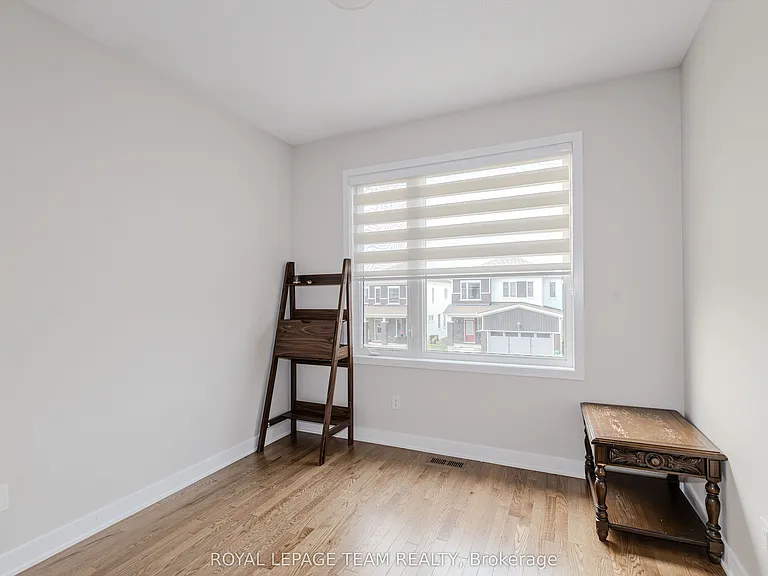 97 Mudminnow Cres — Photo 35