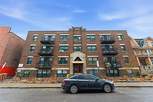 180 Lisgar St #3 Photo 1