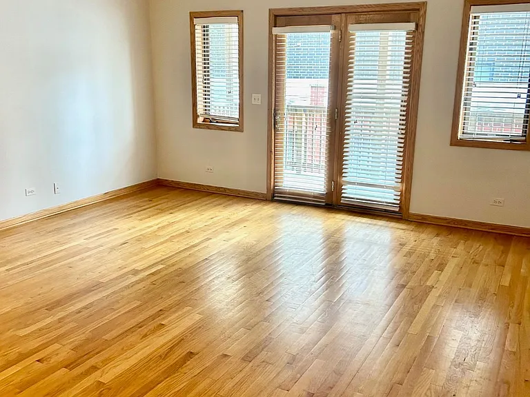3954 N Greenview Ave #2N — Photo 9