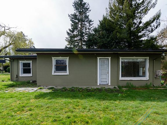 5th image of 1226 Frederick Ln NE