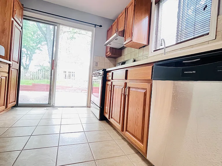 1455 Cumberland Rd — Photo 11