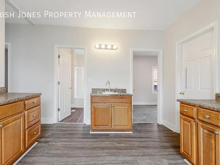 308 Breckenridge St #2 — Photo 4