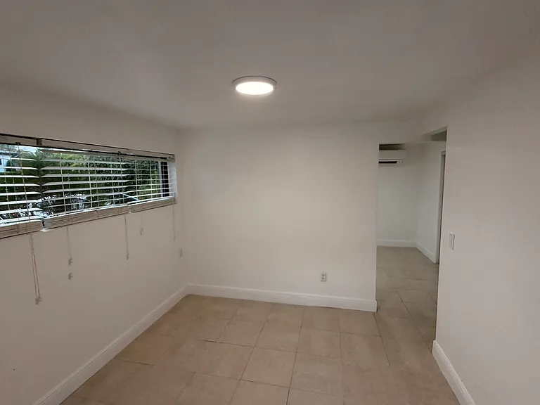 3351 SW 7th St #1 — Photo 8