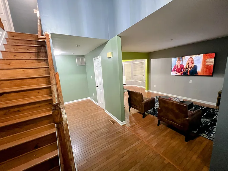 Grenfell Ct — Photo 11