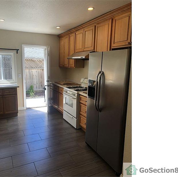 2nd image of 361 S 22nd St #A