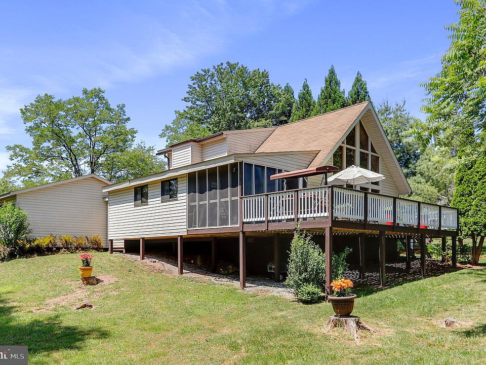 1208 Winter Camp Trl, Hedgesville, WV 25427 Zillow