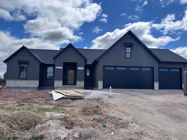 N8860 Killarney Way, Menasha, WI 54952