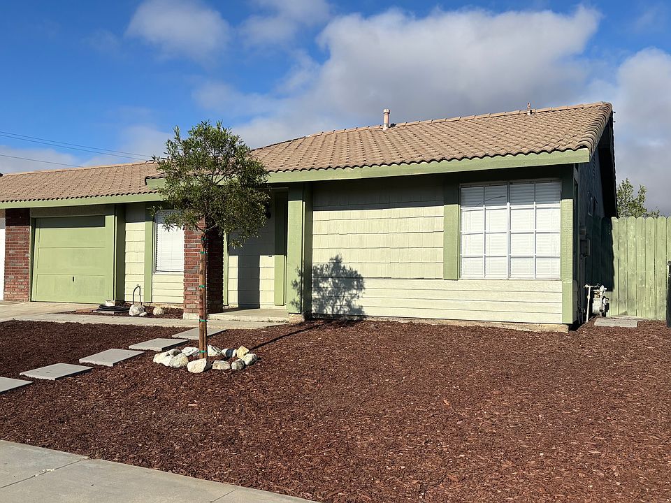 1st image of 2068 Whitman Dr