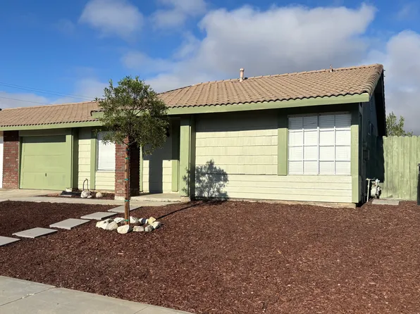 2068 Whitman Dr, San Jacinto, CA 92583