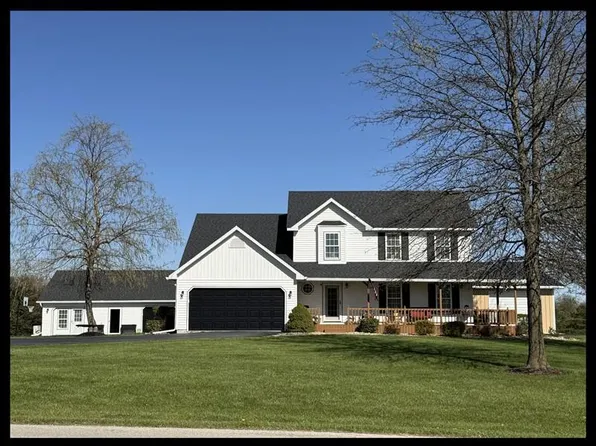 608 Dogwood Dr, Macon, MO 63552