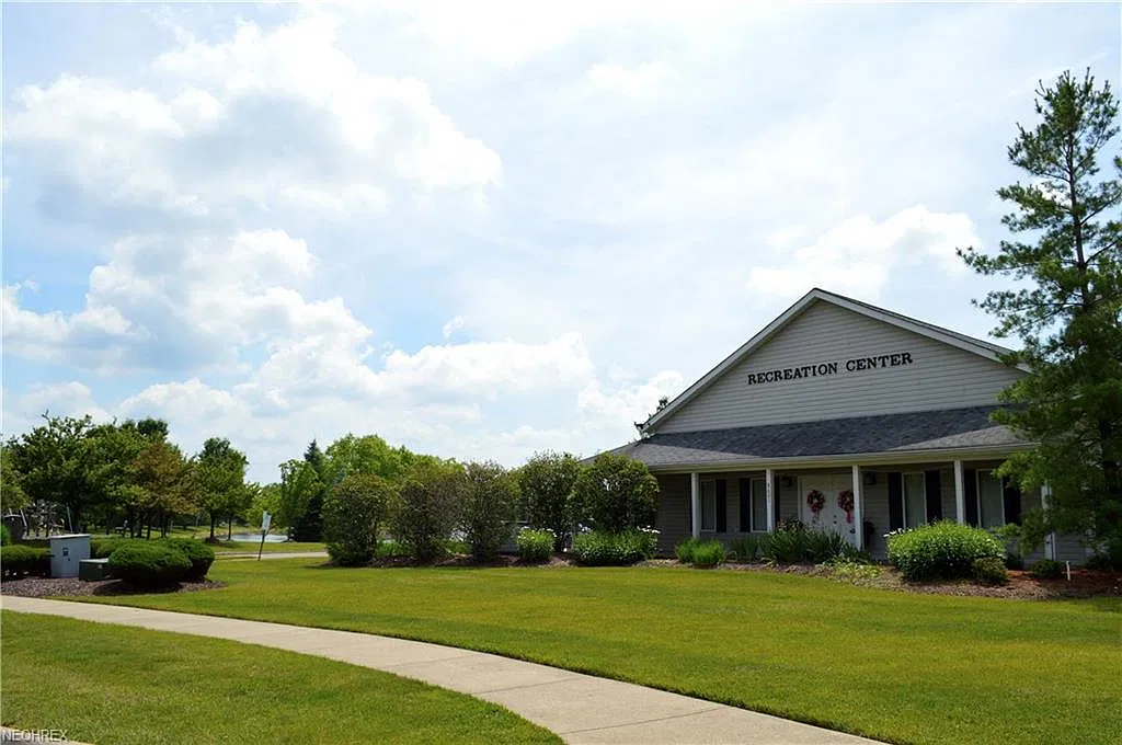 8671 Scenicview Dr — Photo 4