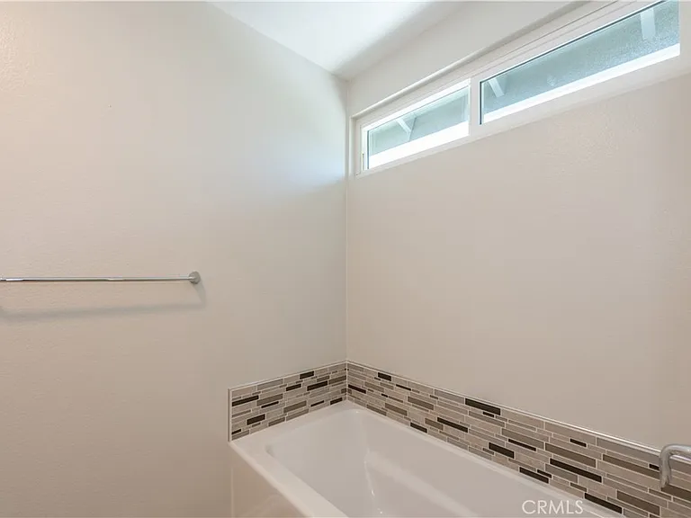 11 Bragg — Photo 22