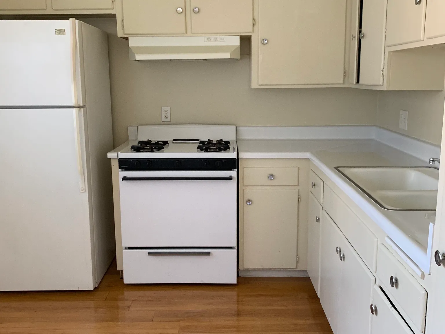 Studio, 500 sqft, $1,510 — Photo 4