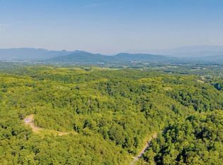 Happy Hollow Ln, Sevierville, TN 37876