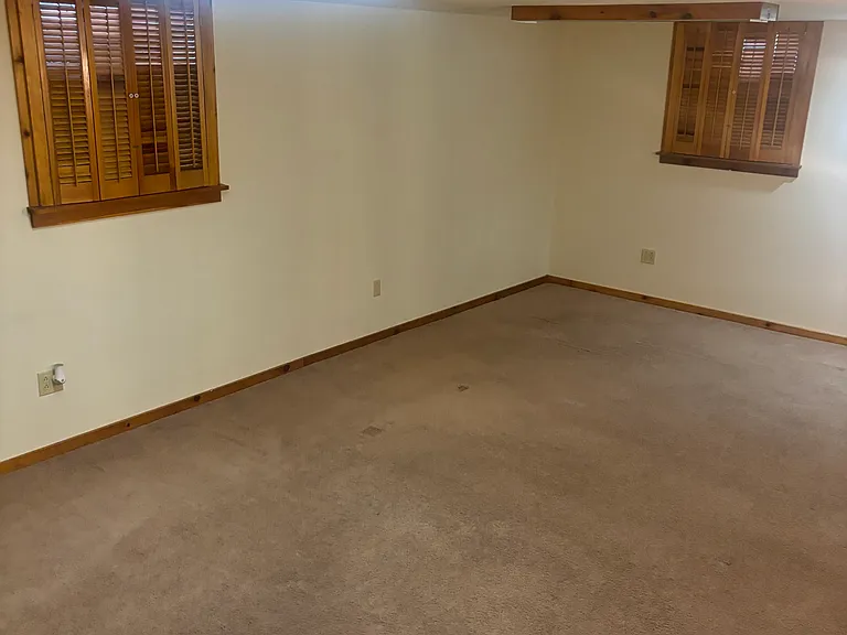 469 E Comet Rd — Photo 18