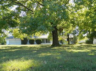 2284 County Road 620 N, Fairfield, IL 62837