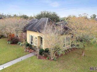 2204 Springlake Dr, Baton Rouge, LA 70810