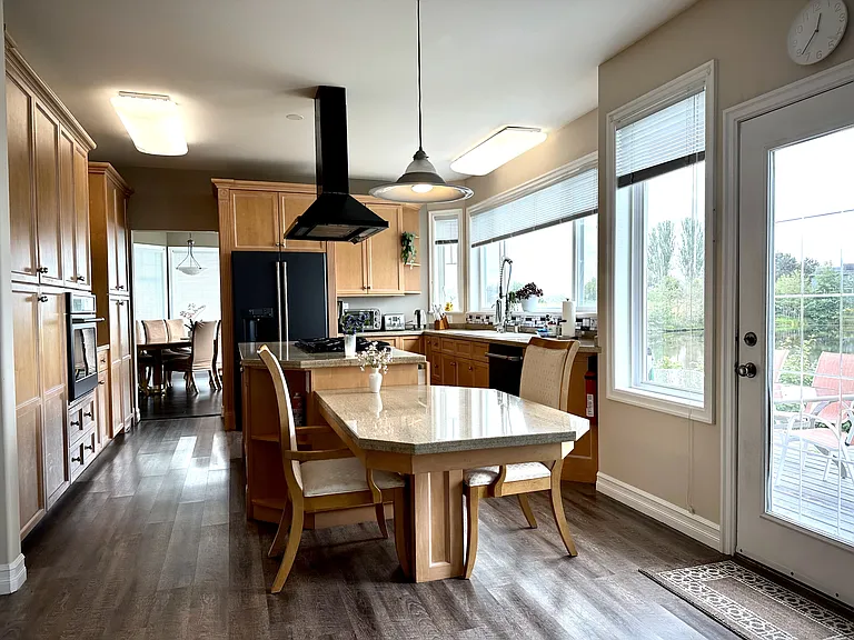 1541 Ocean View Ln — Photo 6