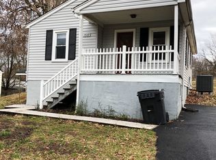 1509 Park Dr, Bristol, TN 37620