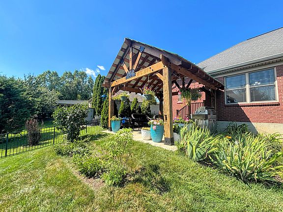 3rd image of 2175 Lumberjack Dr