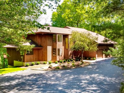 17 Walker Lane, Weston, CT, 06883