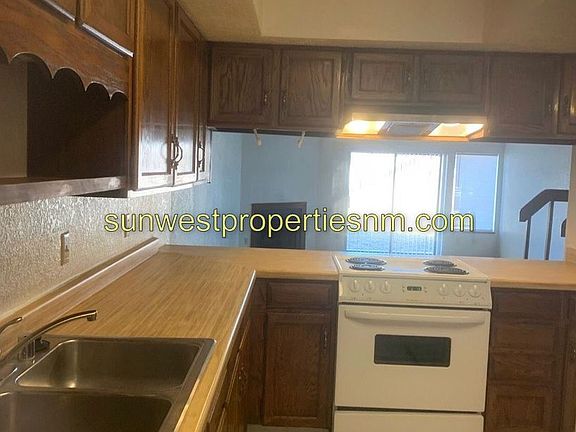 5th image of 1086 E Navajo St
