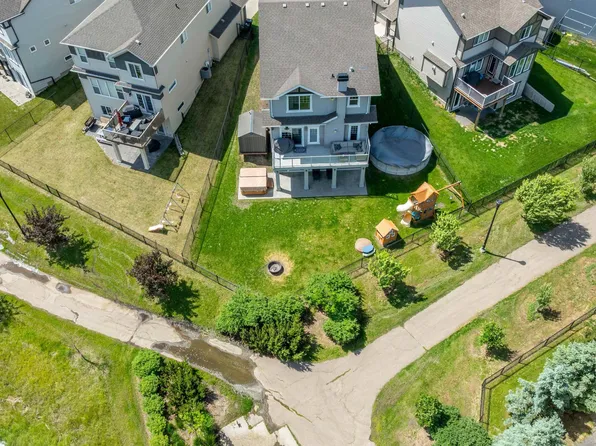 3332 Cutler Cres SW, Edmonton, AB T6W 2N4