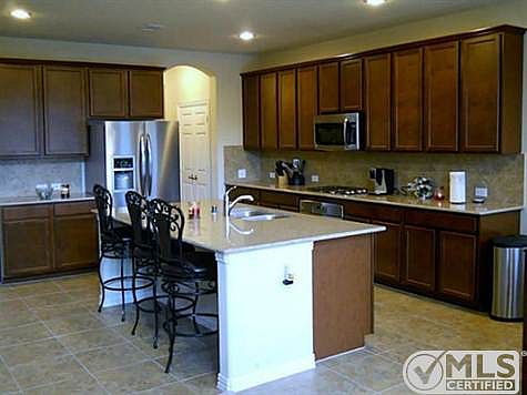 2nd image of 709 Ferrule Dr