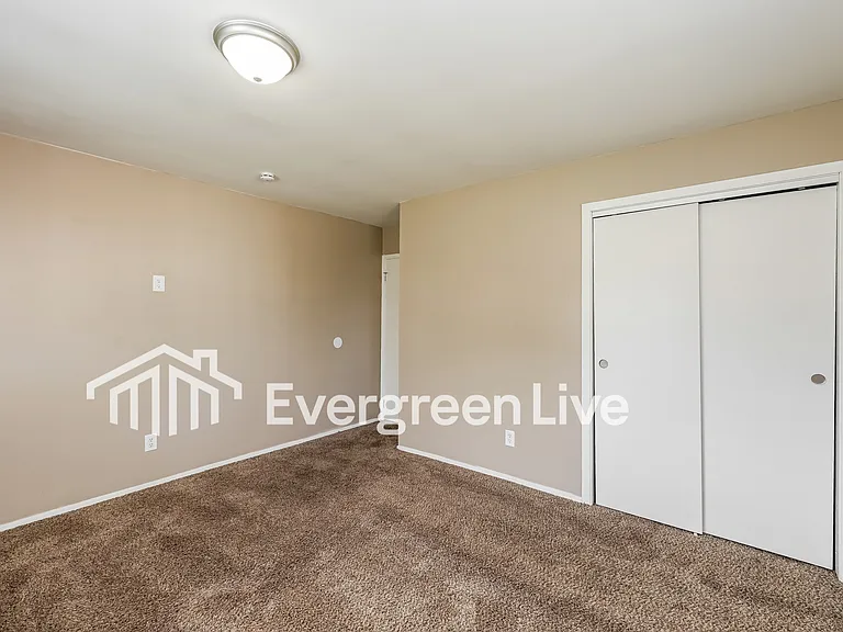 11559 Geneva Rd — Photo 13