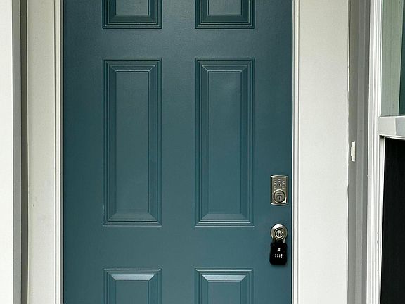 3rd image of 81 Pomona Way